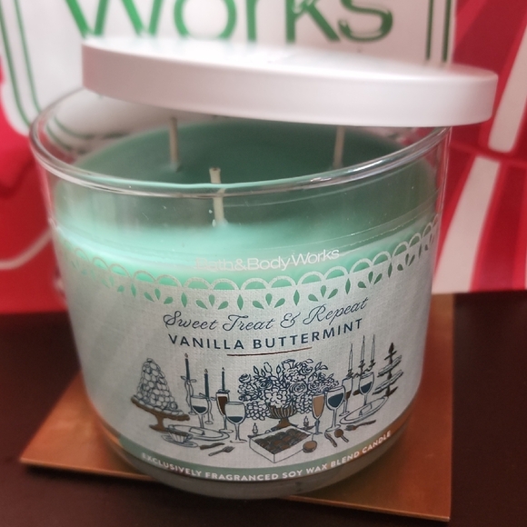 Bath & Body Works Other - Bath & Body Works Soy Lg. Vanilla Buttermint Candle Nwt